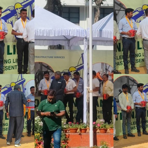 Best Employee Award, Organized by JUSCO